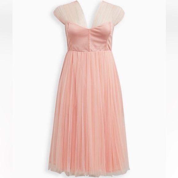 torrid Dresses & Skirts - Torrid Mini Tulle Drape Shoulder Fit & Flare Dress size 12